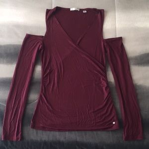 NWOT Abercrombie & Fitch Shoulder Cutout Top